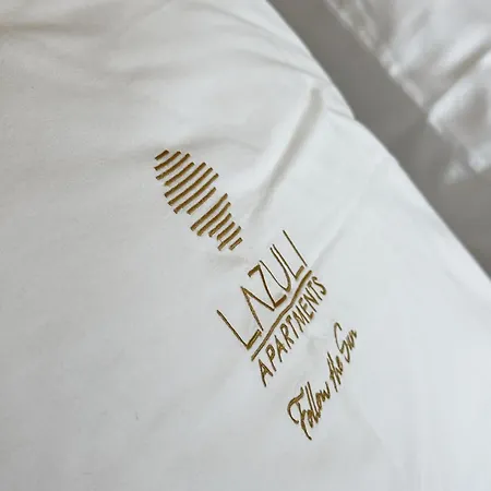 Lazuli Port Lägenhetshotell 3*