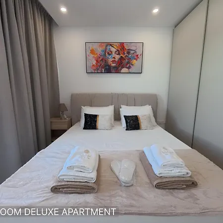 Aparthotel Lazuli Port 3*